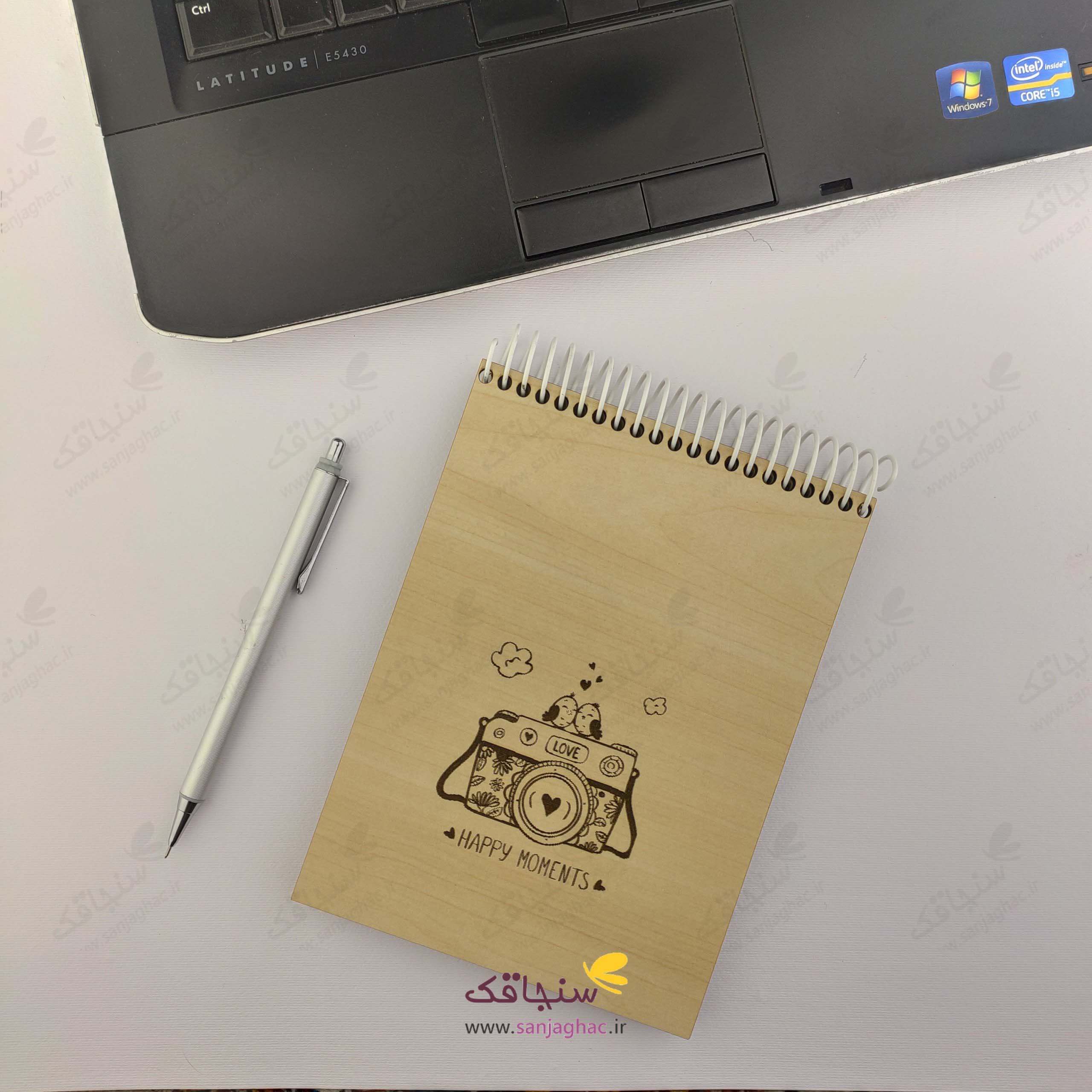 دفترچه چوبی دوربین