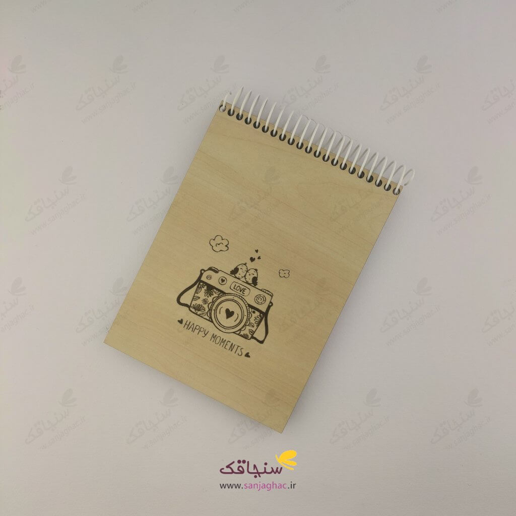 دفترچه چوبی دوربین